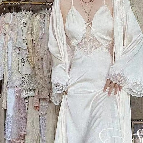 Autumn And Winter French Vintage Silky Skin-friendly Nightgown